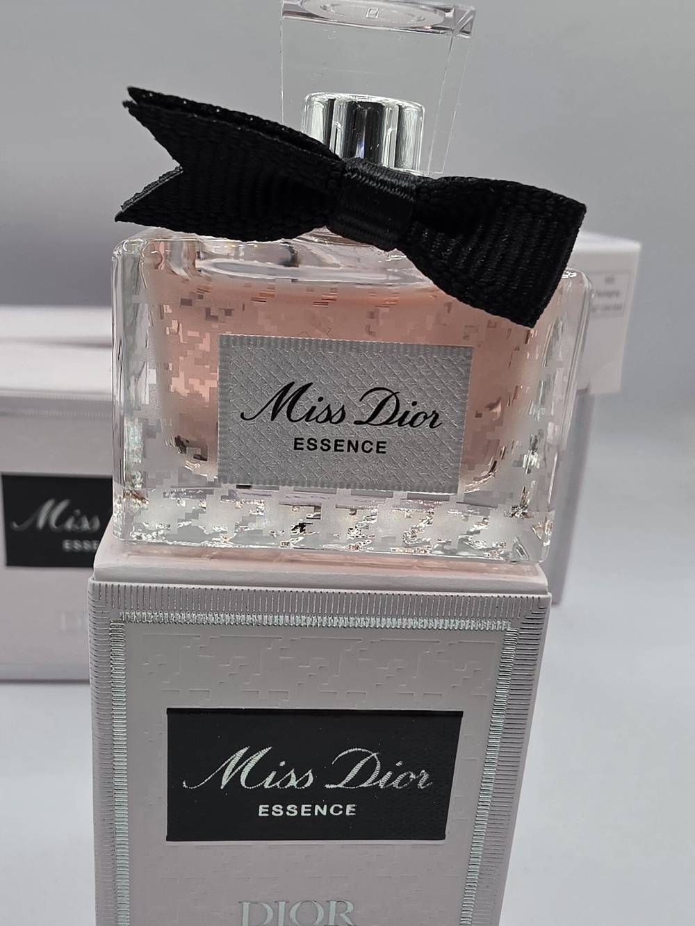 💯AUTHENTIC MISS DIOR ESSENCE PARFUME - Picture 2 of 4